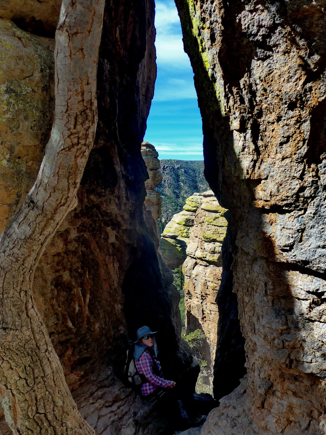 Marion in a gap of the Echo Canyon in the Chiricahua National Monument